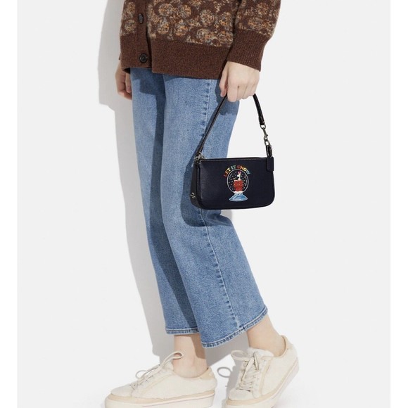 Coach X Peanuts CE859 Nolita 19 With Snoopy Let It Snow Motif Wristlet NWT $228 - Picture 12 of 12